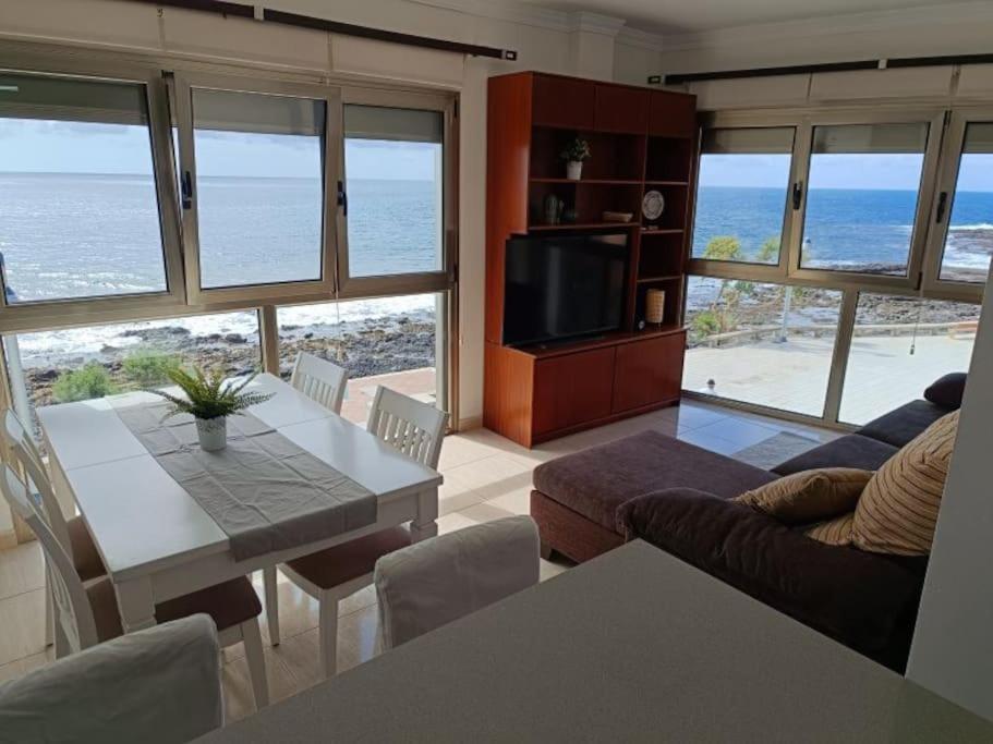 Apartamento En Arinaga En Primera Linea Exteriör bild
